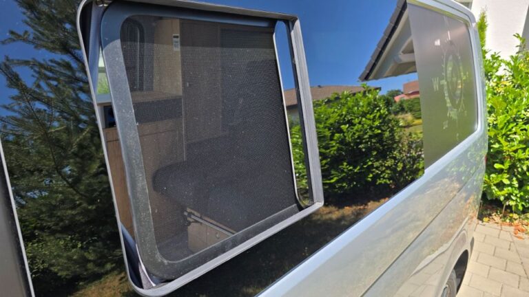 Schiebefenster mit Moskitoschutz