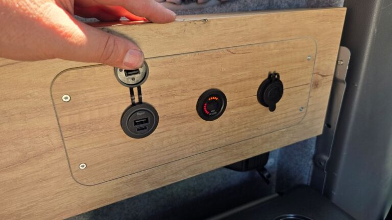 Jede Menge USB Steckdosen