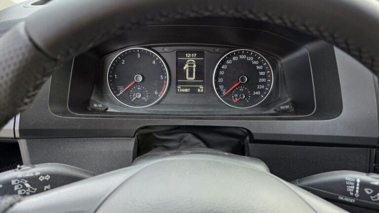 135.000 KM, komplett duchgewartet mit neuem Zahnriemen