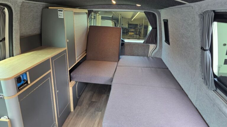 Easyvan for 2 Lounge